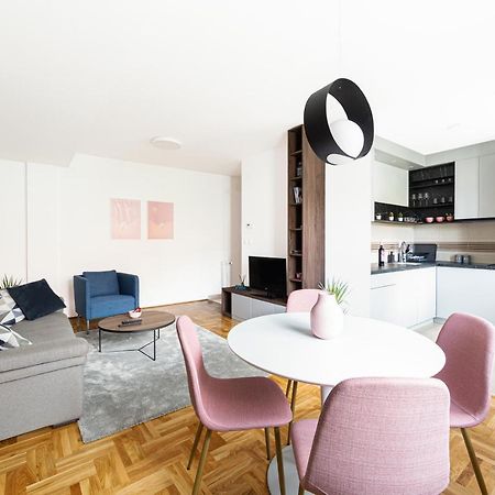 Djokic Apartments ครากูเยวัตส์ ภายนอก รูปภาพ