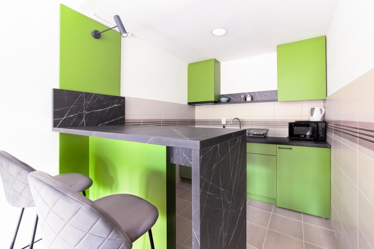 Djokic Apartments ครากูเยวัตส์ ภายนอก รูปภาพ